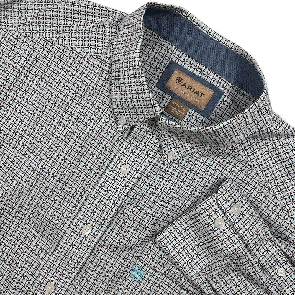 Ariat Men’s White Blue Black Wrinkle Free Classic Fit Shirt | Size XXL